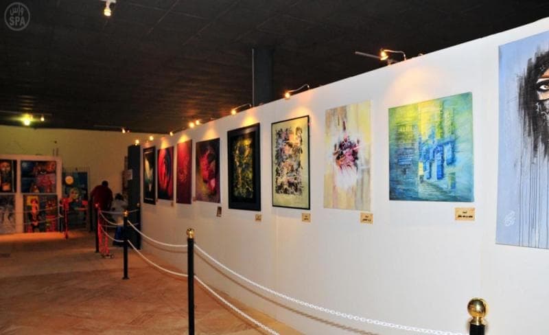 معرض الفنون التشكيلية في الجنادرية يعرض 500 لوحة من مختلف مناطق المملكة