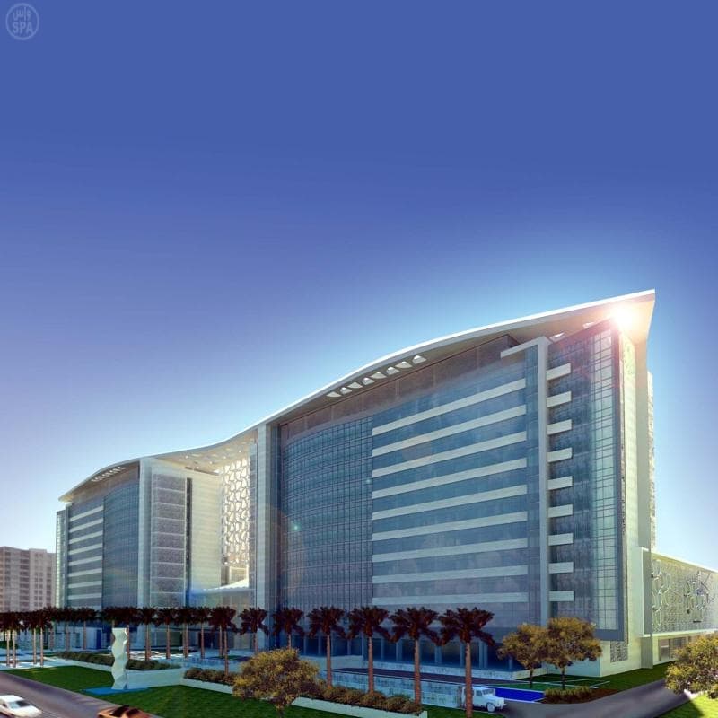 مدينة الملك فهد الطبية تنشئ مركزين طبيين لأمراض السرطان والعصبية