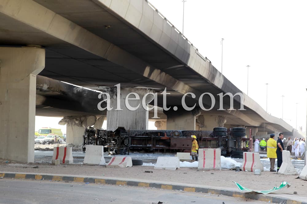 قصة مصورة .. خادم الحرمين يوجه بمتابعة المصابين في حادث انفجار شاحنة الغاز