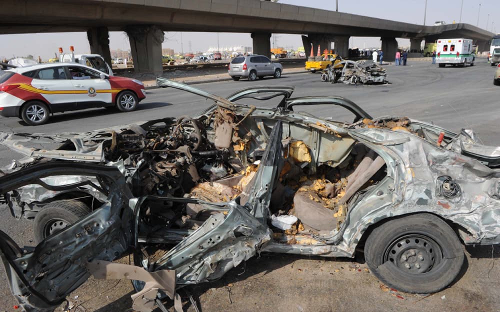 قصة مصورة.. انفجار شاحنة الغاز في الرياض بعدسات وكالات الأنباء