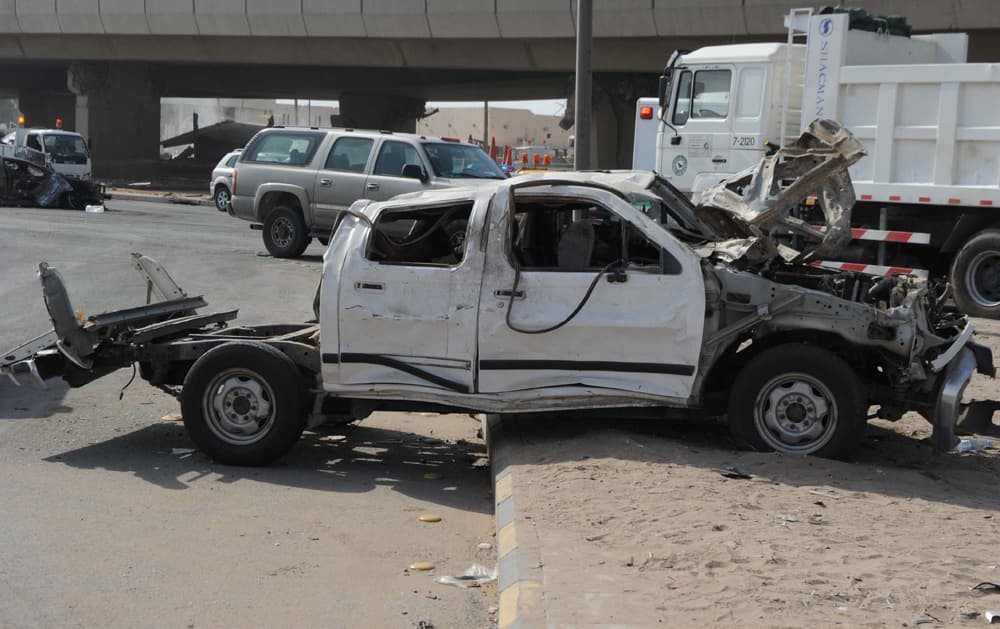 قصة مصورة.. انفجار شاحنة الغاز في الرياض بعدسات وكالات الأنباء