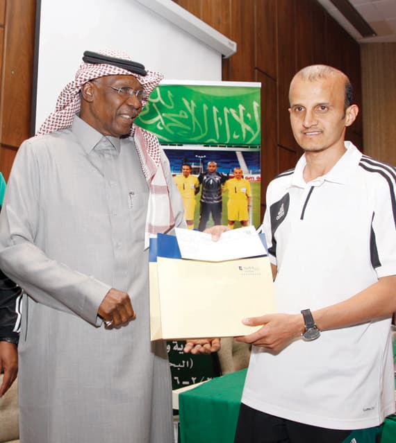 كيف عَلِم المالكي بتأهل الهلال؟