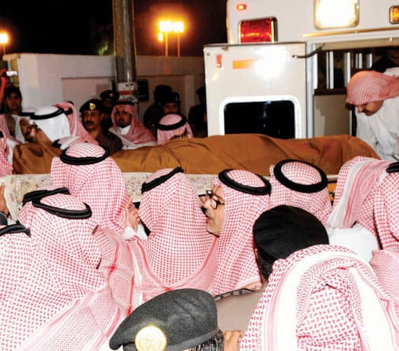ثرى «العدل» يستقبل جثمان الفقيد