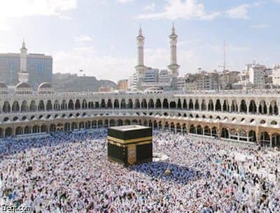 إمام الحرم : الإيمان مشاعر نبيلة وصفات كريمة وعقل مستقيم وضمير حي