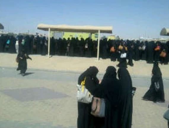 الدفاع المدني يخمد حريق في تمديدات كهرباء جامعة نورة