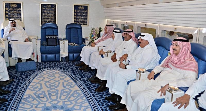 خادم الحرمين الشريفين يصل جدة قادماً من الرياض