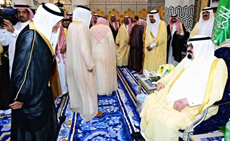 خادم الحرمين الشريفين يصل جدة قادماً من الرياض