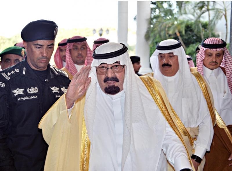 خادم الحرمين الشريفين يصل جدة قادماً من الرياض