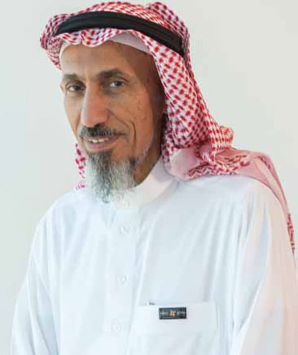 أكثر من 800 صيدلية في 100 مدينة وقرية حول المملكة تستقبل 65 مليون عميل سنويا