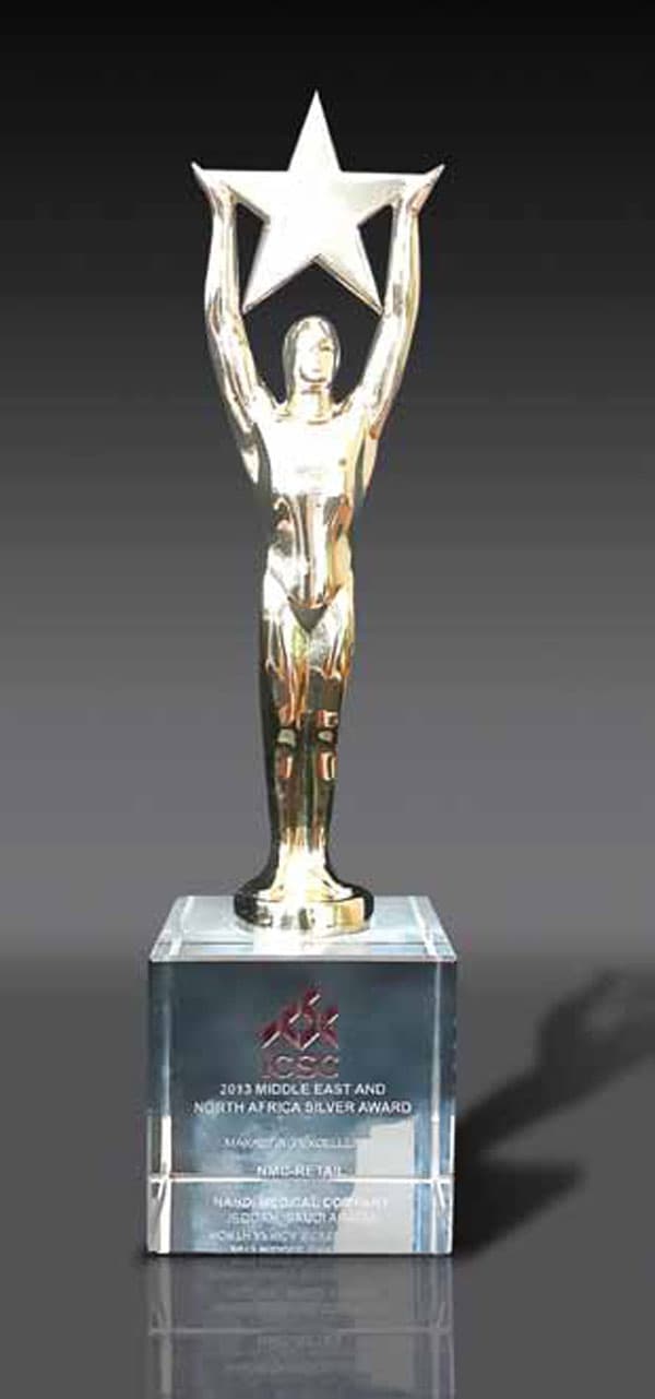 أكثر من 800 صيدلية في 100 مدينة وقرية حول المملكة تستقبل 65 مليون عميل سنويا