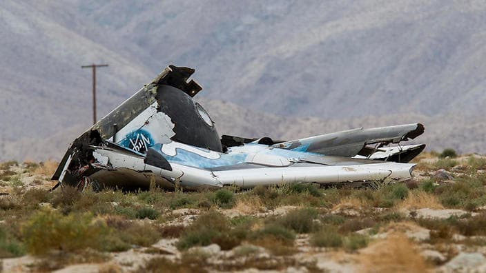 تحطم مركبة فضاء ومقتل أحد روادها في كاليفورنيا