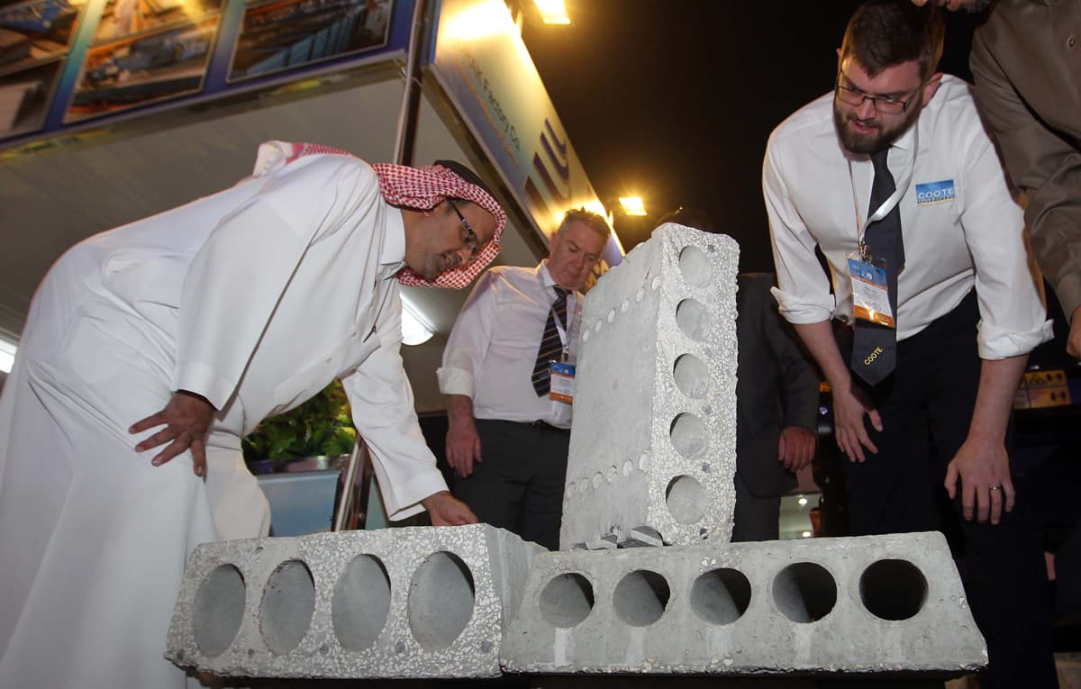 قصة مصورة : انطلاق فعاليات معرض "البناء السعودي 2014"