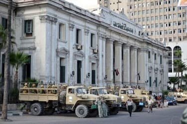 محكمة افغانية تشدد احكام السجن على مدراء "بنك كابول"