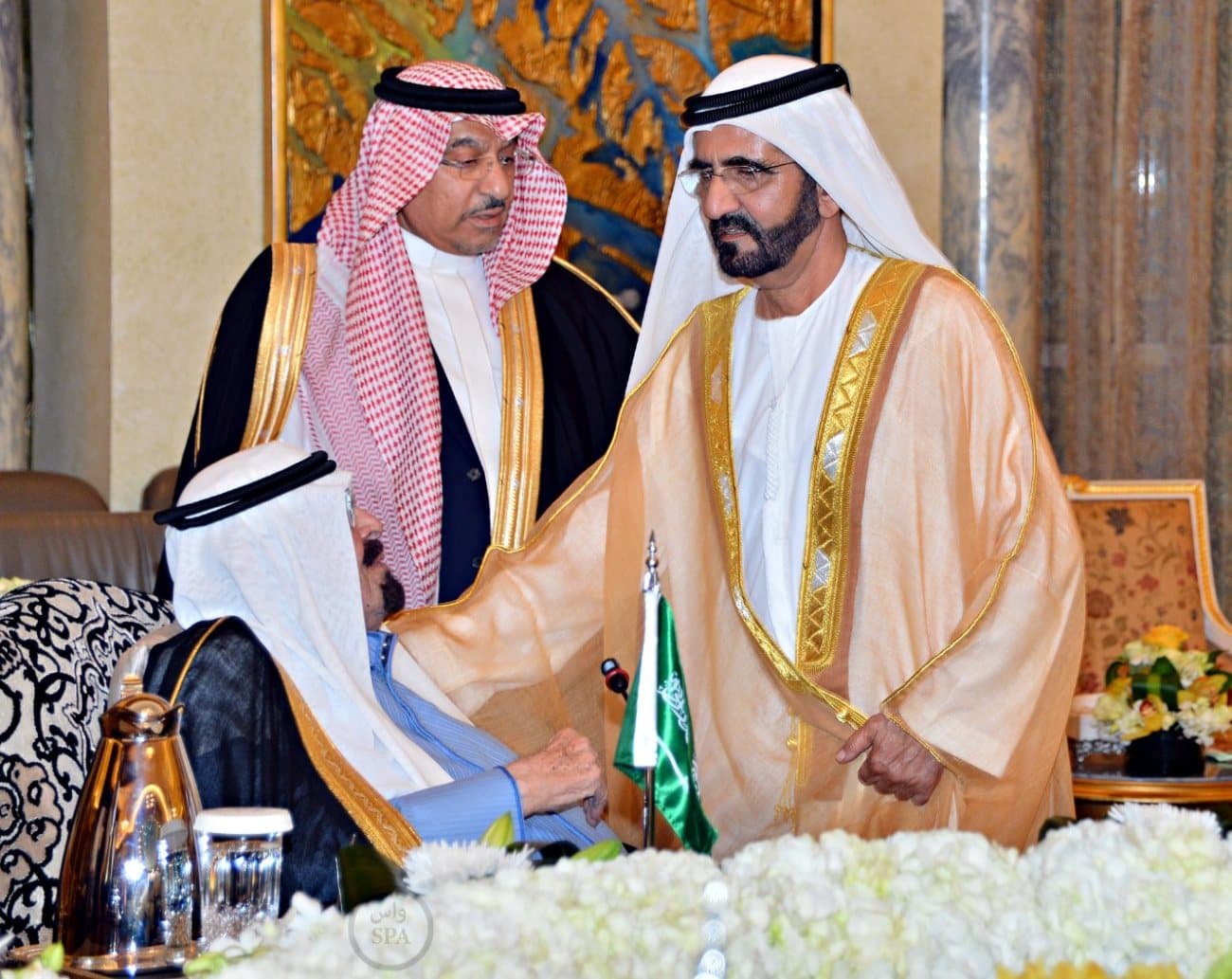 السعودية والبحرين والإمارات تعيد سفرائها إلى قطر
