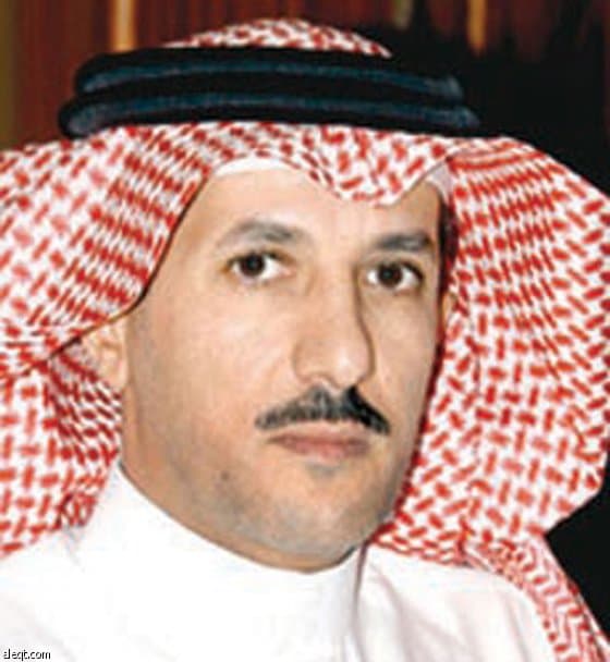«آل عقران» يتلقى التعازي في وفاة والده