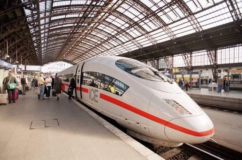 دويتشه بان الألمانية مهددة بالإضراب قبل الكريسماس