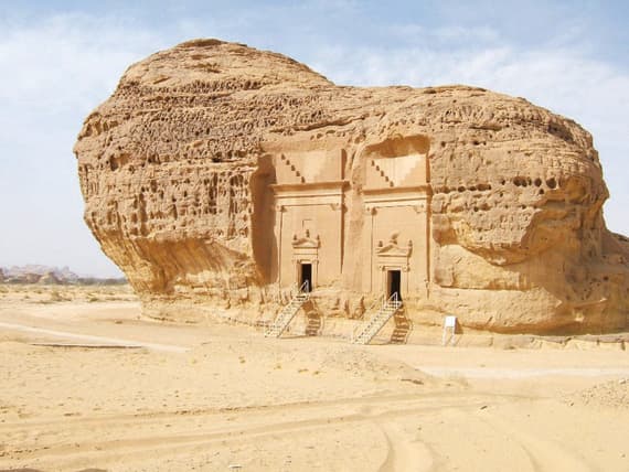 توجيه 4 وزارات للتنسيق مع هيئة السياحة قبل إعداد مشاريعها
