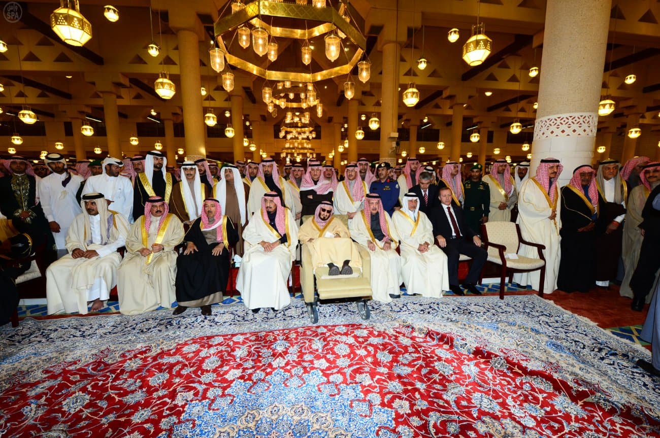 السعودية تواري خادم الحرمين الشريفين الملك عبدالله بن عبد العزيز الثرى في مقبرة العود