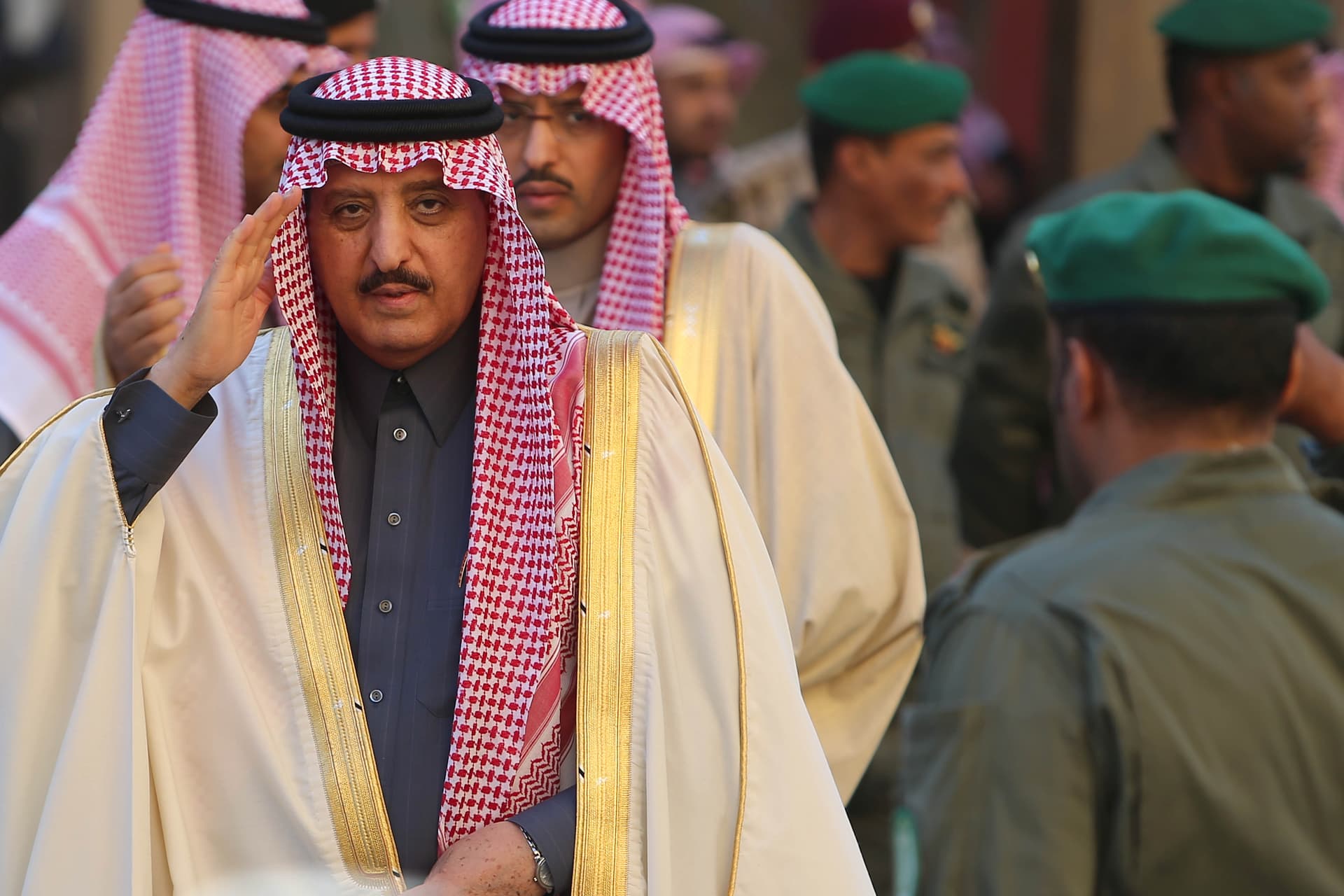 السعودية تواري خادم الحرمين الشريفين الملك عبدالله بن عبد العزيز الثرى في مقبرة العود