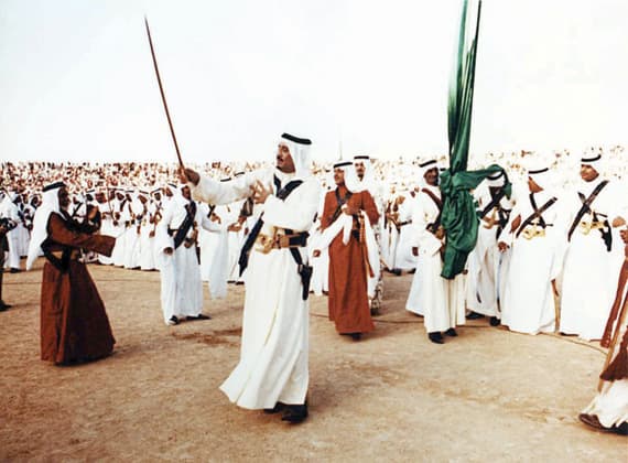 190 ألــف صـورة ترصد تـاريـخ المملكة وحياة الملك سلمان