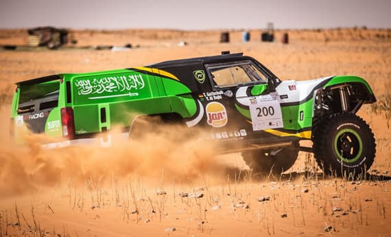 الراجحي يواصل صدارة رالي حائل نيسان قبل الختام