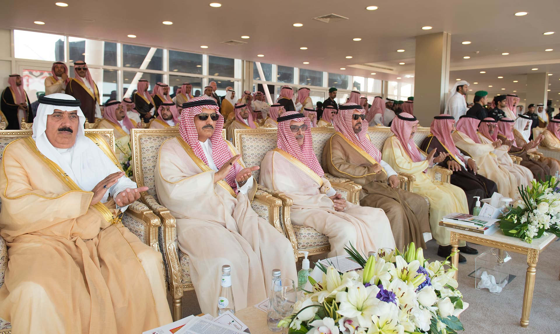 خادم الحرمين يرعى الحفل الختامي لمهرجان الملك عبدالعزيز للإبل ويدشن القرية السعودية للإبل