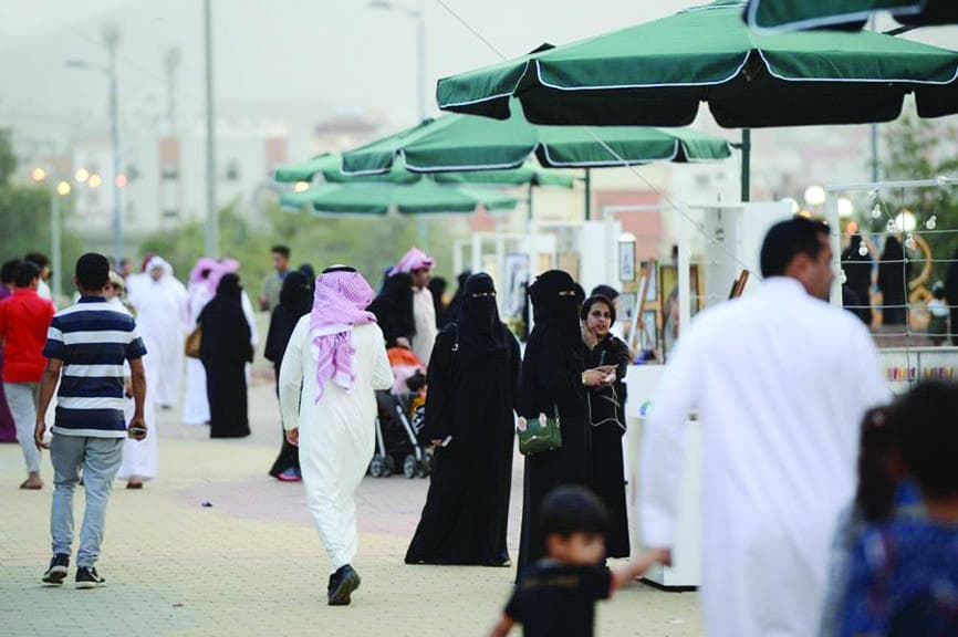 «شارع الفن» بأبها يطلق مرحلته الثانية بمسرح وورش عمل