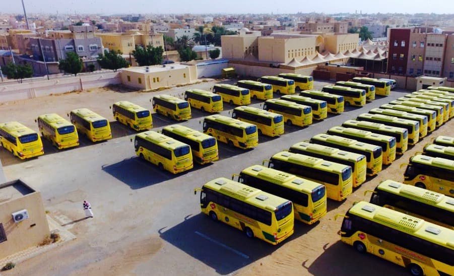 النقل الجامعي بجامعة المجمعة.. تميز منفرد