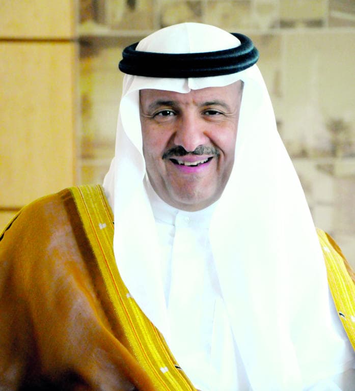 سلطان بن سلمان يزور «روائع آثار المملكة» في طوكيو