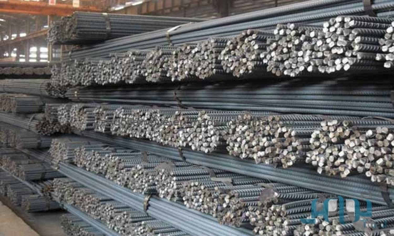 أسعار حديد التسليح الوطني تقفز 21 % في عام .. 2646 ريالا للطن