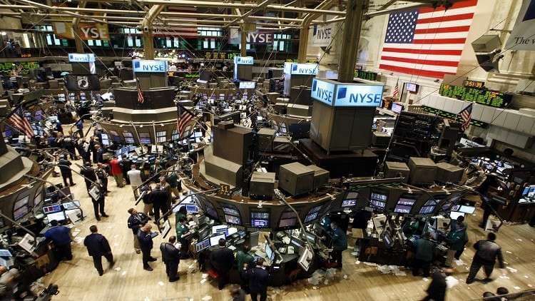 ستاندرد آند بورز وناسداك يصعدان وسط تفاؤل بشأن التجارة وداو يهبط