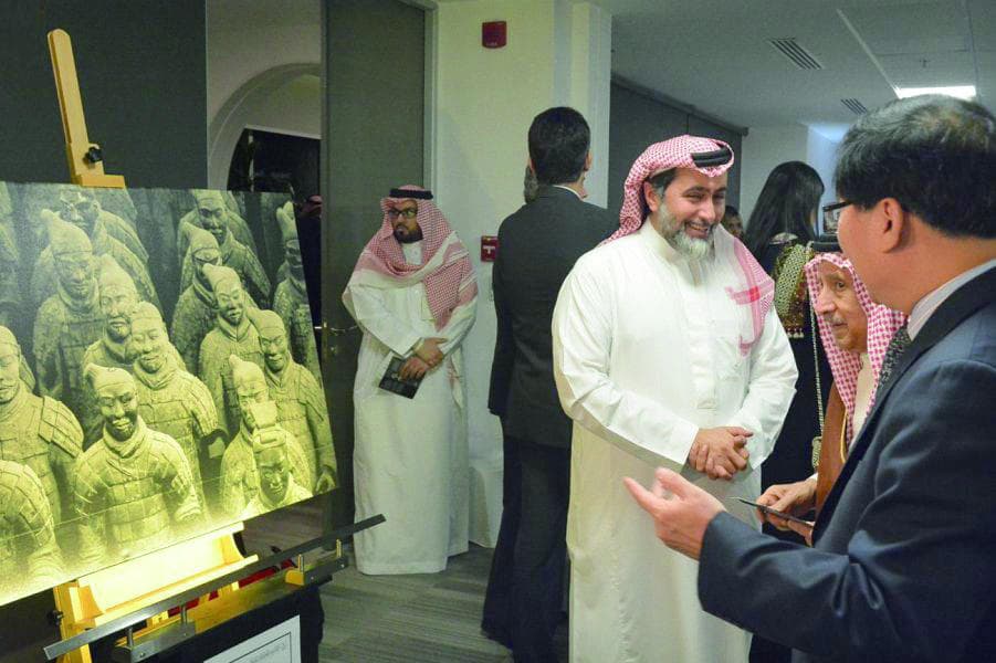 افتتاح معرض «شندو .. العمق عالم خلف العدسة» في الرياض
