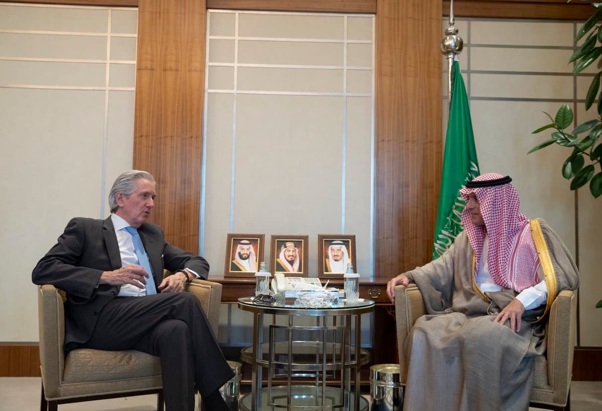 الجبير يبحث مع السفير الفرنسي العلاقات الثنائية