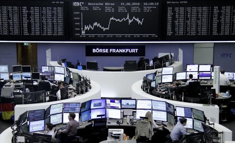 أسهم أوروبا تنخفض صباحا بفعل أرباح دون التوقعات وتراجع قطاع التكنولوجيا