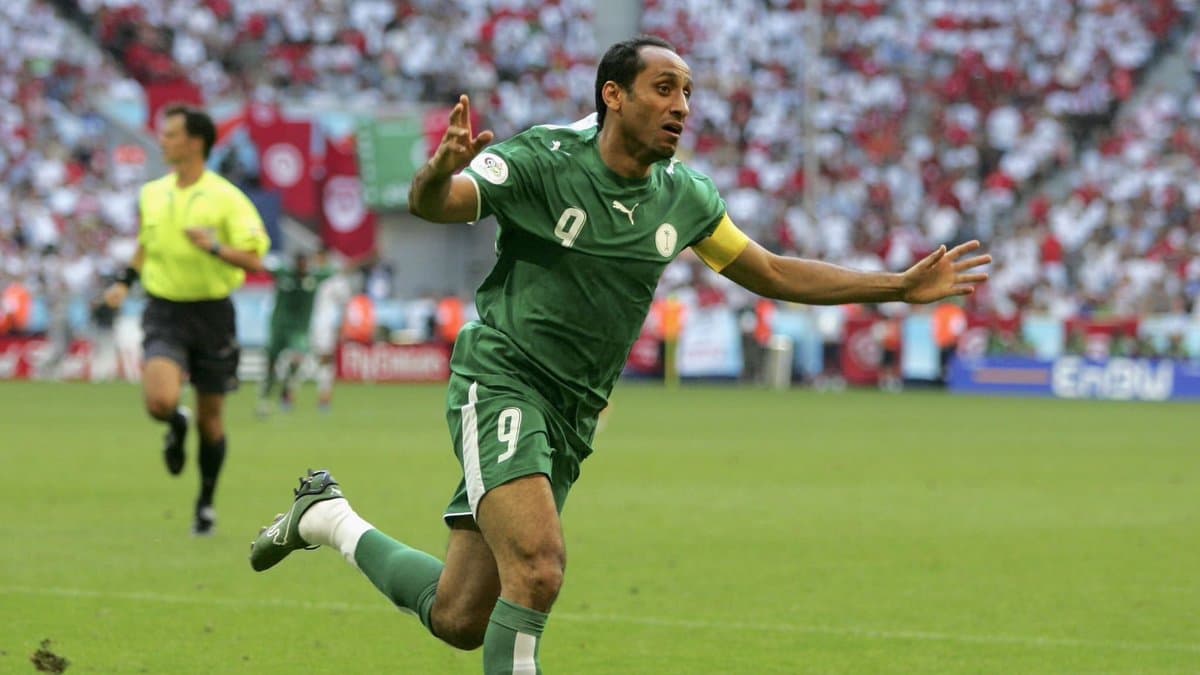 "الفيفا" تضع "سامي الجابر" عضواً في قائمة "أساطير الفيفا".. لاختيار أفضل لاعب في العالم