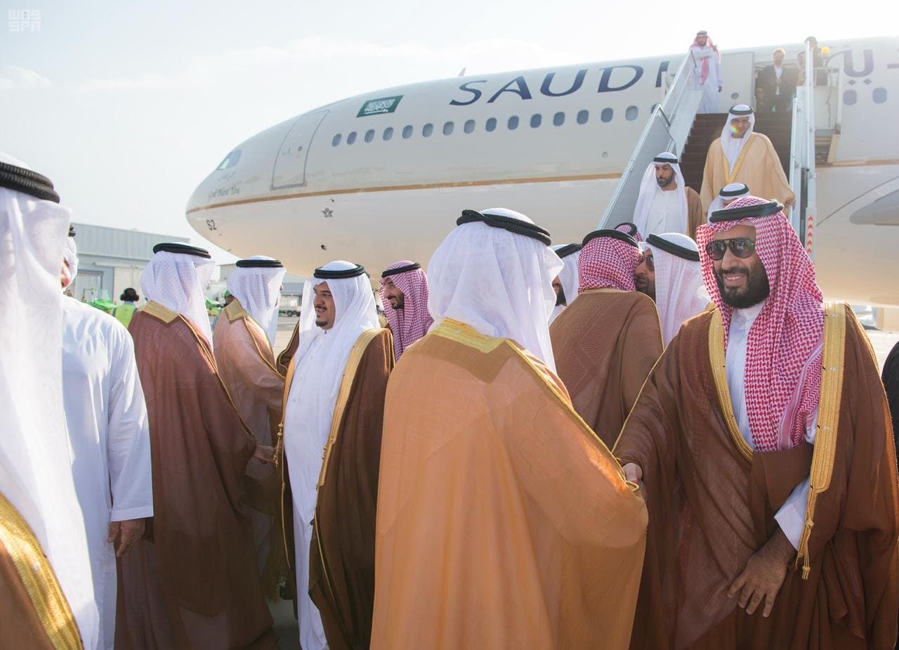ولي العهد يتوج الفائزين بالأشوط الختامية لمهرجان الهجن