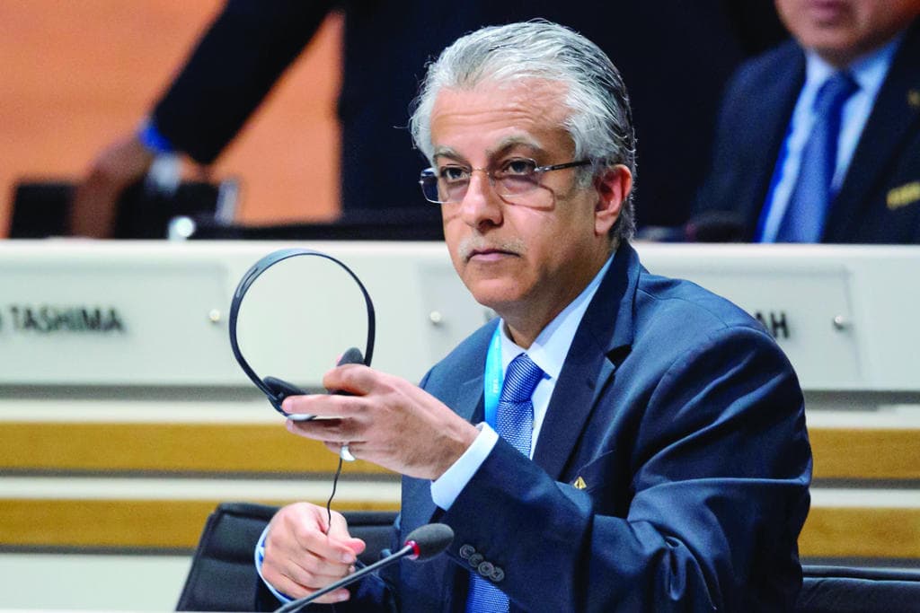 آل خليفة يترشح لرئاسة «الآسيوي»