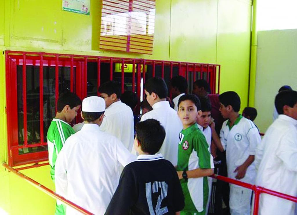 3 طرق لتشغيل المقاصف المدرسية .. والسماح بمنح الطلاب أسهما لتشغيلها