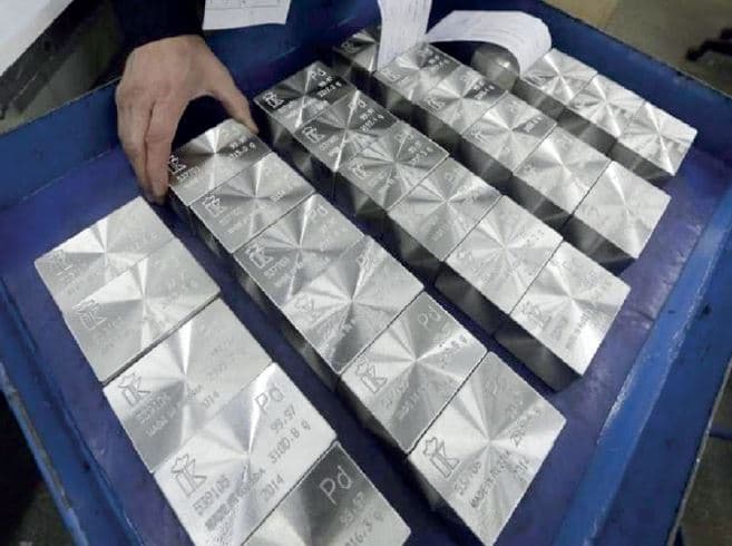 لأول مرة في تاريخه .. البلاديوم يتخطى حاجز 1200 دولار للأوقية