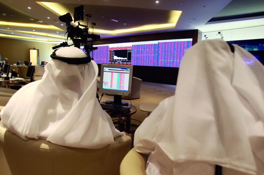 تعاملات ضعيفة لبورصات الخليج .. و"جلوبال تليكوم" يدفع "المصرية" للهبوط