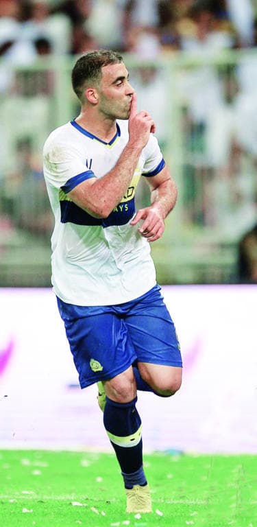 هلال بـ «العصر» .. ونصر بـ «الليل»