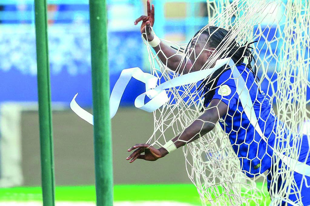 هلال بـ «العصر» .. ونصر بـ «الليل»