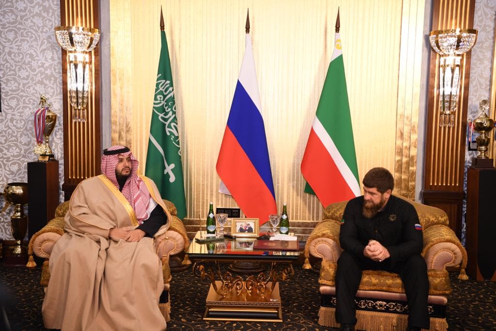 الأمير تركي بن محمد يستعرض مع الرئيس الشيشاني العلاقات الثنائية بين البلدين