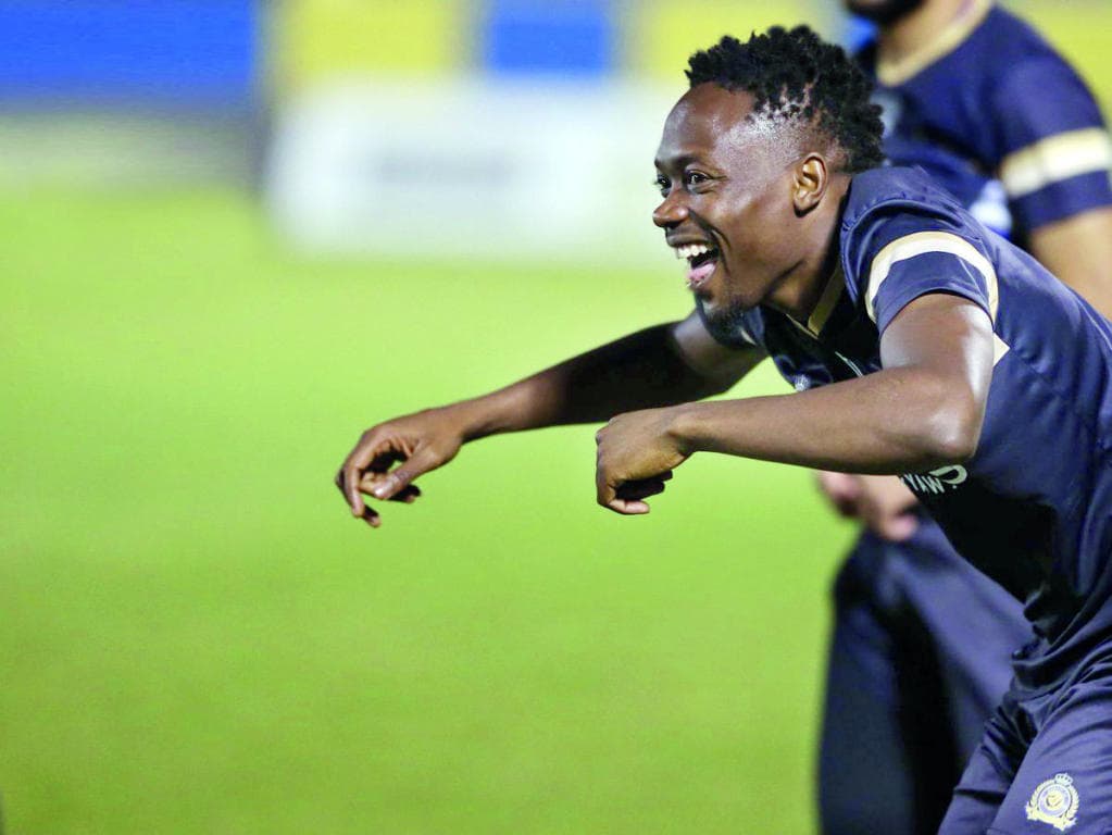 الهلال والنصر يتسلحان بنجوم من 10 جنسيات