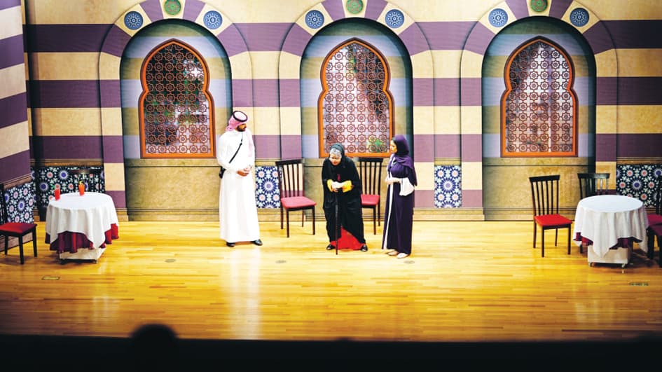 مسرح السعودية .. استحضار التجارب الناجحة لإحياء "أبو الفنون"