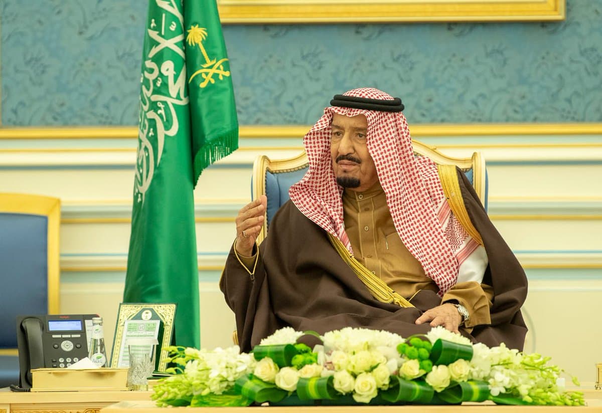 خادم الحرمين ينوه بأهمية جهود الجهات الرقابية في مكافحة الفساد
