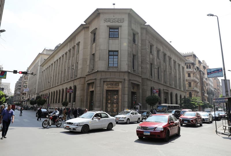 نمو تحويلات المصريين في الخارج 3.1% في 2018 لنحو 25.5 مليار دولار