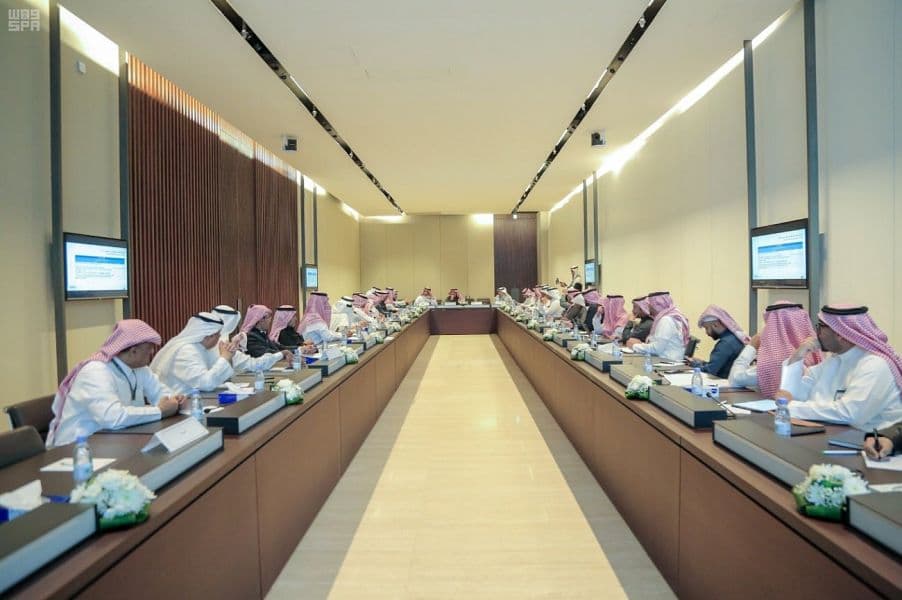 "الطيران المدني" يناقش مع الشركات التأخر في سداد المستحقات المالية