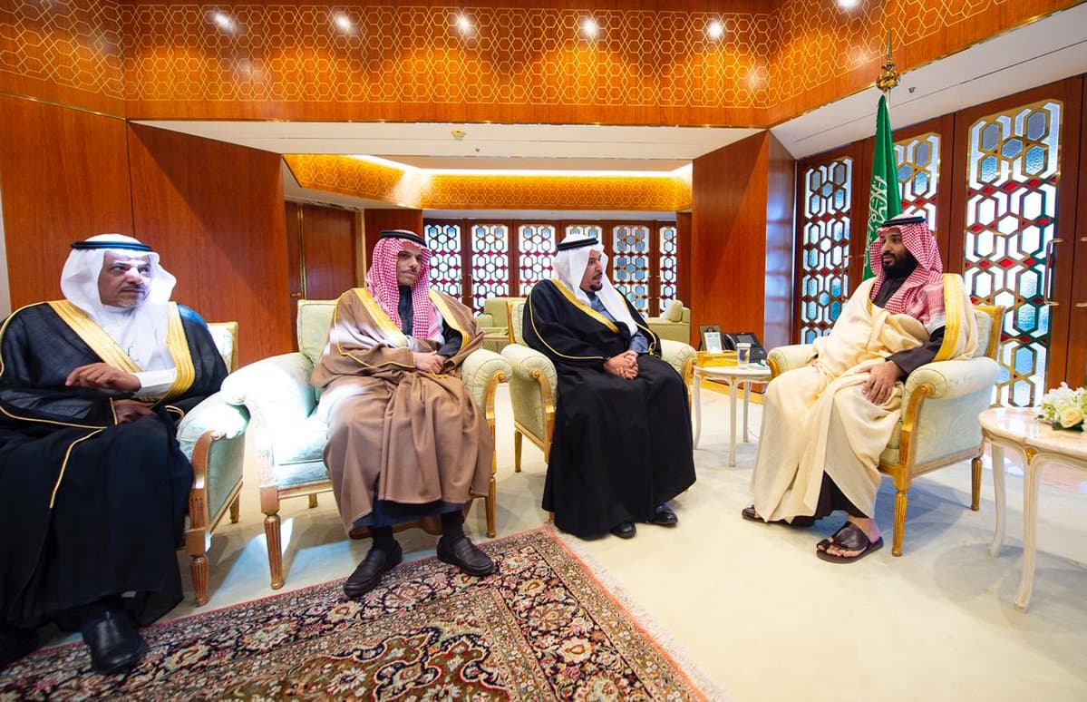 ولي العهد للسفراء الجدد: تعزيز دور المملكة دوليا ضرورة