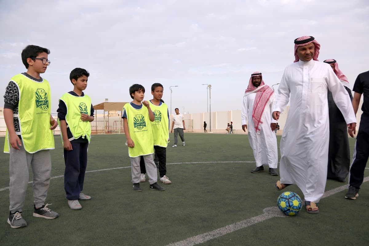 الثنيان : أعظم أجيال الكرة السعودية أبطال آسيا 1984 كان أبرز نجومه من اكتشافات دورات المدارس